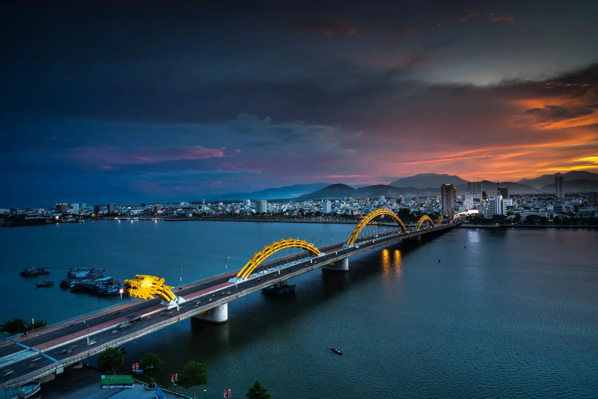 Da Nang at Night