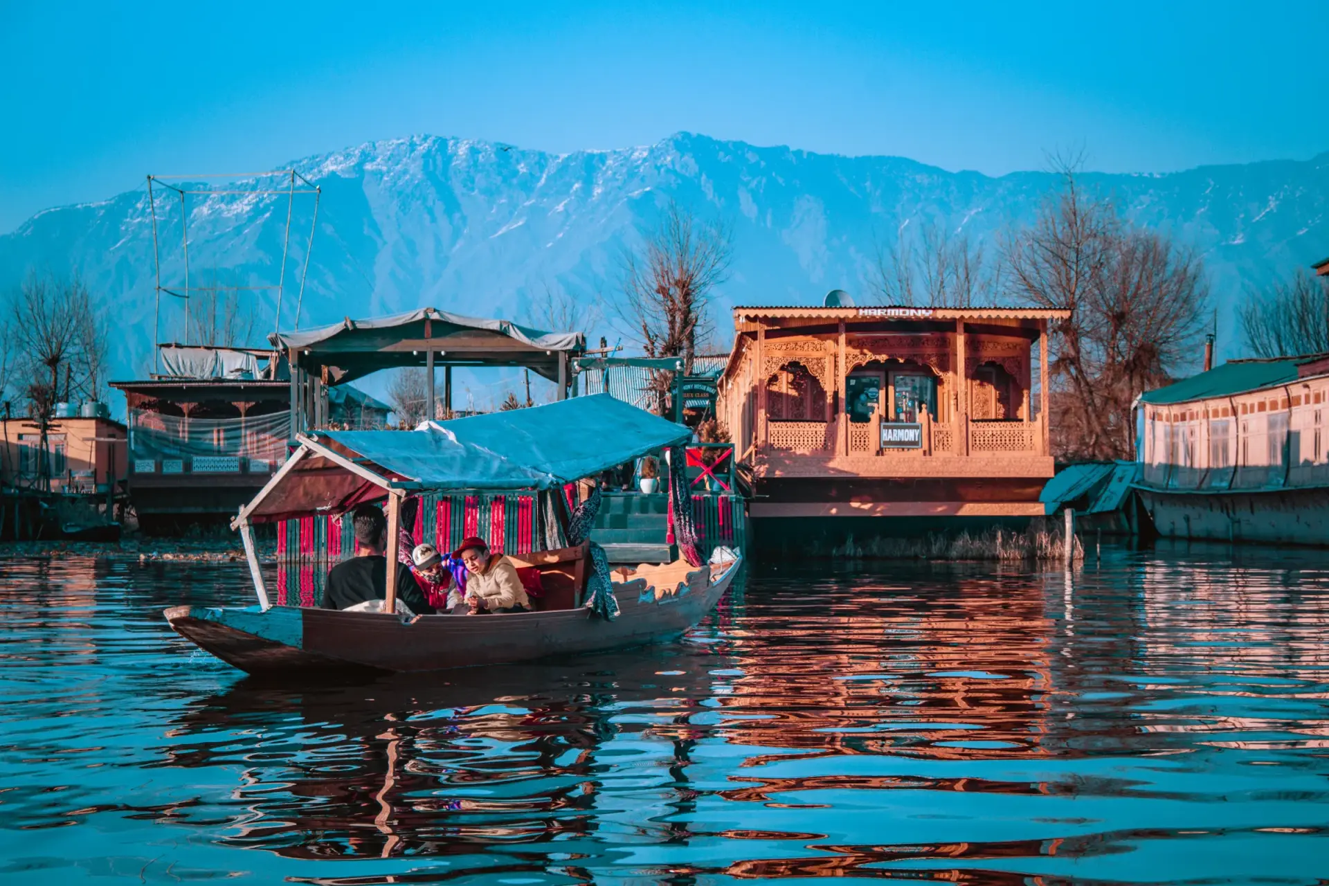 Dal Lake & Houseboat Experience